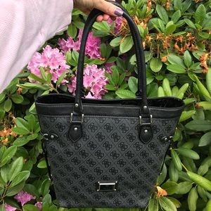 Gorgeous Guess Handbag – New!